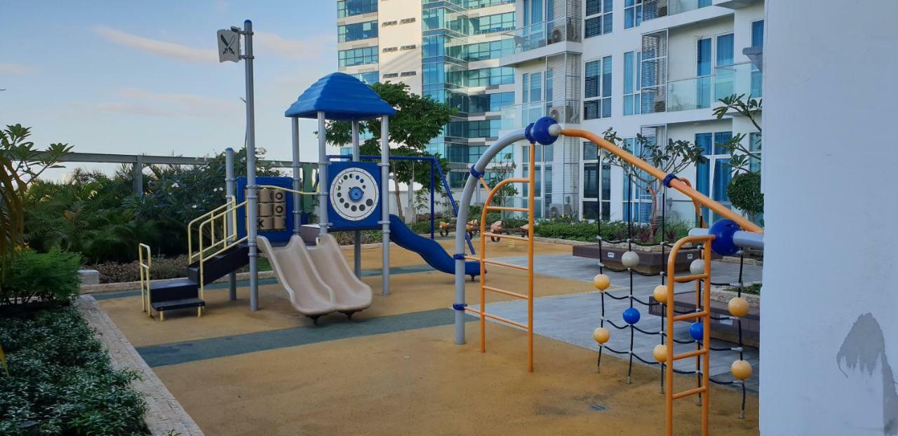 Apartment Sea View At Mactan Newtown Lapu-Lapu City Exterior photo